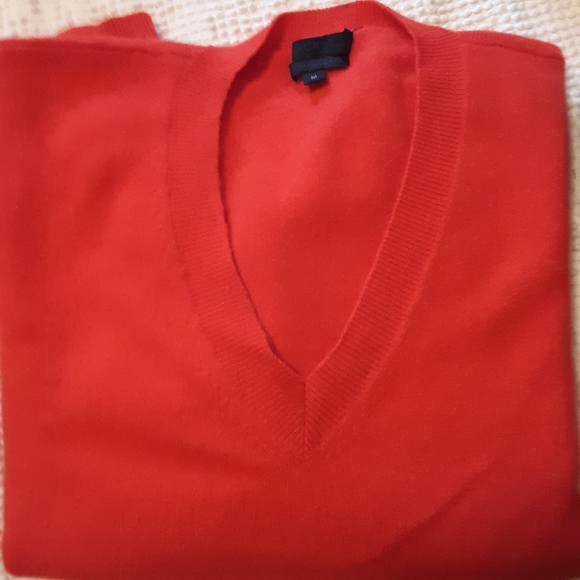 J Crew 100% Cashmere V-Neck Sweater - Picture 4 of 4